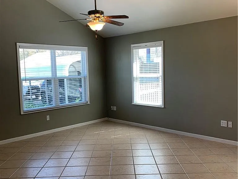 3415 Elija St — Photo 5