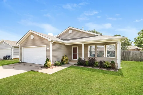 5536 Bush Creek Way Photo 1