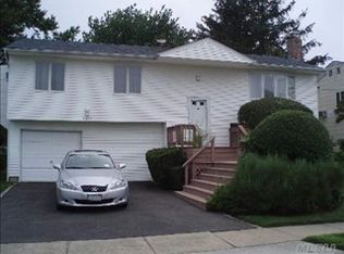 3812 Oceanside Rd E, Oceanside, NY 11572