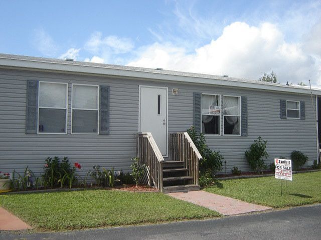 1st image of 19 Melody Cir