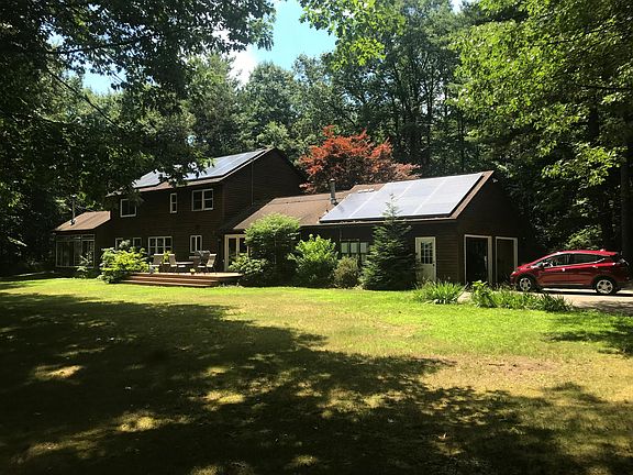 2nd image of 16 Spinnaker Dr