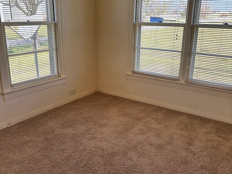 FRONT BEDROOM
