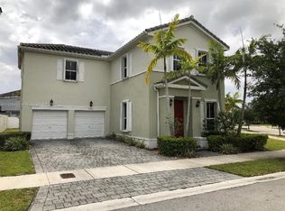 17000 SW 90th Ter, Miami, FL 33196