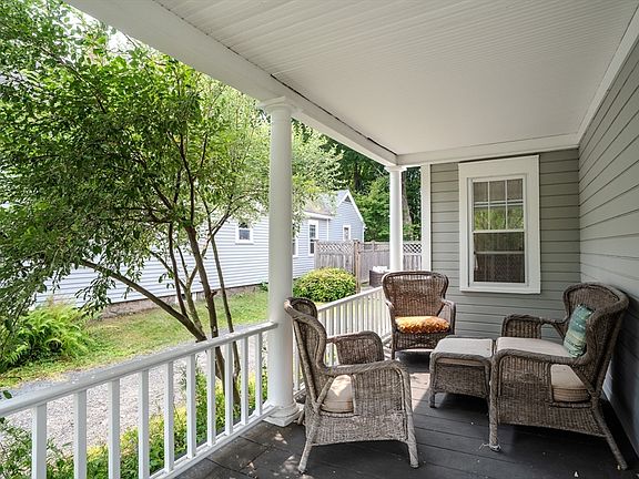 3rd image of 24 Union St