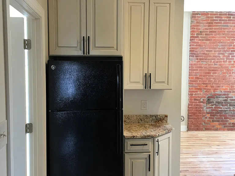 262 S Winebiddle St #6 — Photo 13