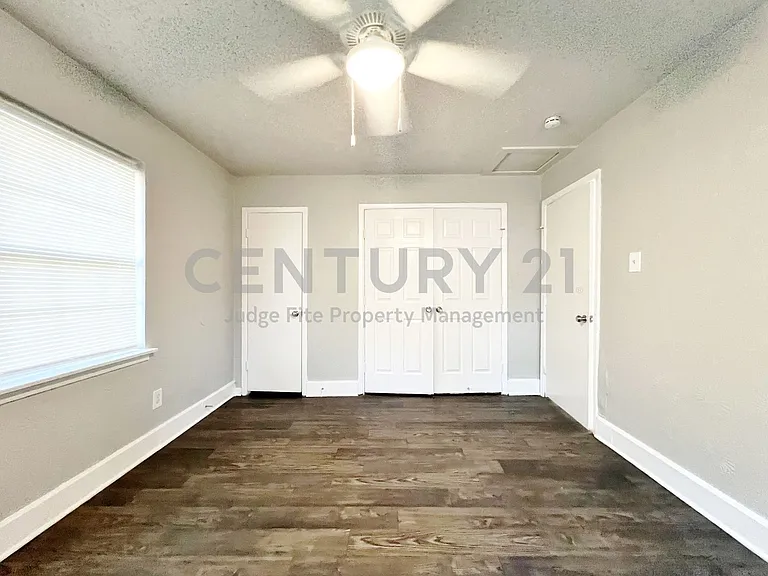 5301 Mansel Ln — Photo 12