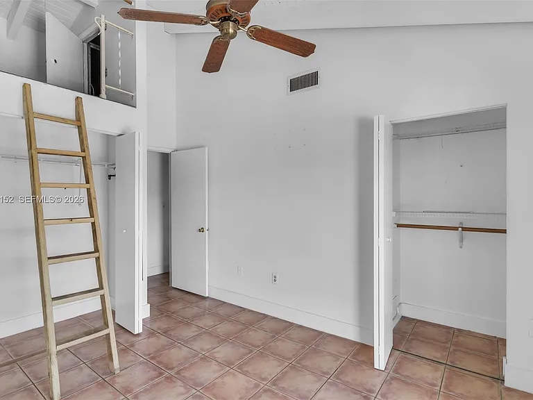1811 SW 107th Ave #2302 — Photo 15