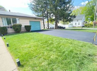 25 Merino St, Johnston, RI 02919