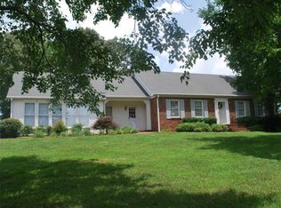 2475 Avery Rd, Canton, GA 30115