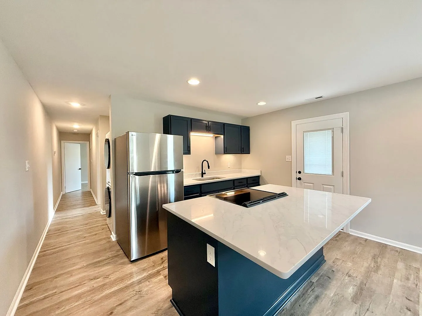 **Offering $50 Rent Discount Promotion For First 6 Months, Refundable Application Fees & $100 Mov... — Photo 1