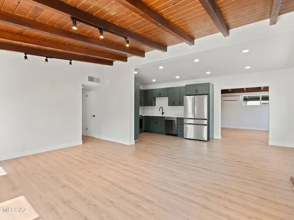 2730 E 10th St, Tucson, AZ 85716