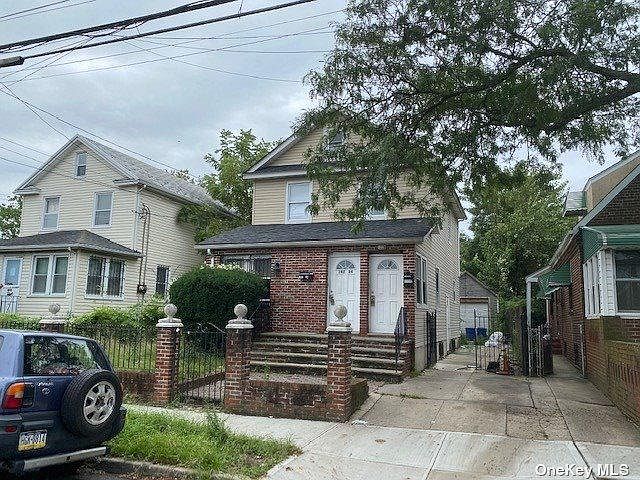 1st image of 19224 120th Ave