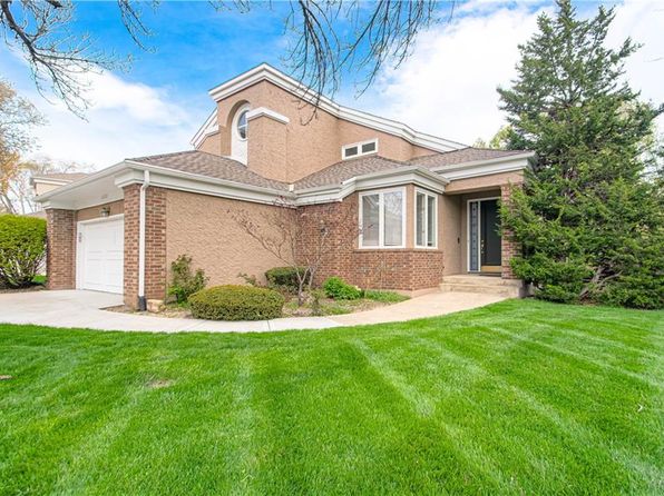 12225 Birch St, Overland Park, KS 66209