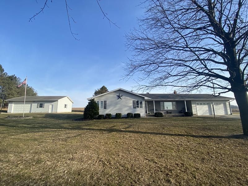 1st image of 2010 Van Geisen Rd