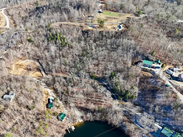 9999 Rocky Branch Rd, East Bernstadt, KY 40729