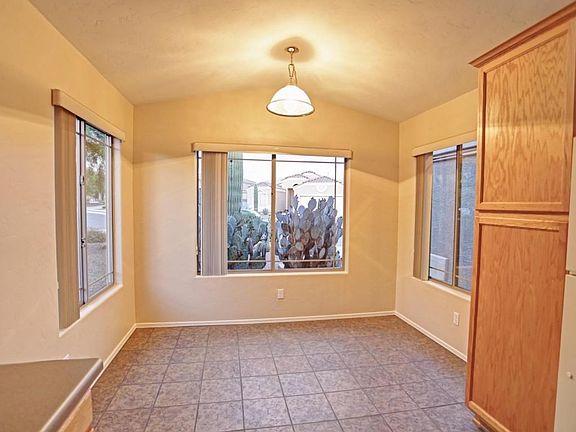 5th image of 2455 N Creek Vista Dr