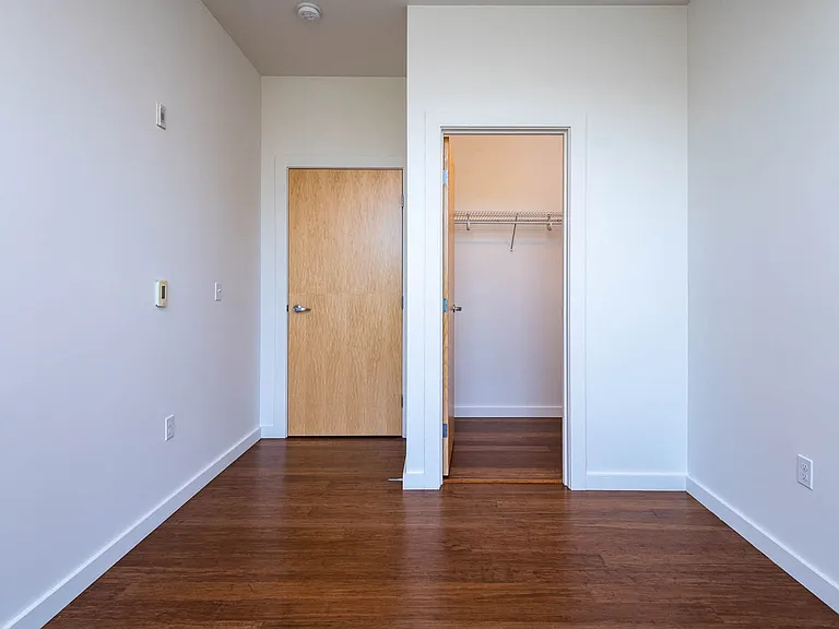 Central Eastside Lofts | Laurelhurst Bedroom