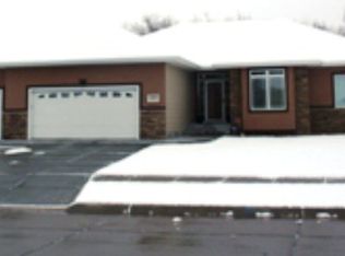 2735 Idaho Ave, Grand Island, NE 68803