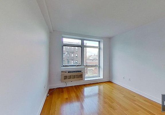 5th image of 12-22 30th Ave #2E