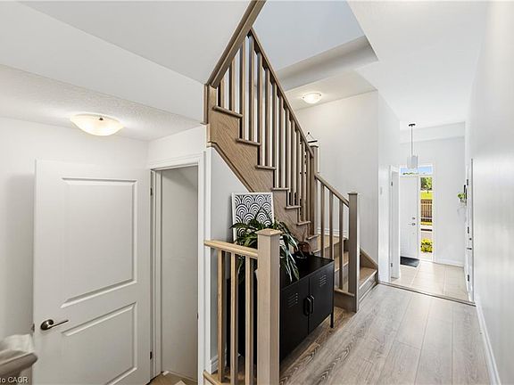 5th image of 55 Pelican Ln