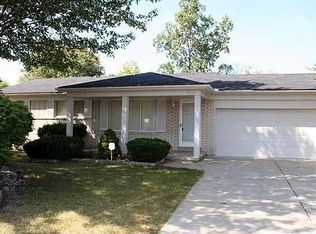 27666 Westcott Crescent Cir, Farmington Hills, MI 48334