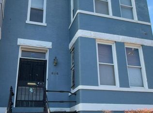 656 6th St NE, Washington, DC 20002