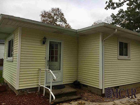 4th image of 970 Westwood Dr