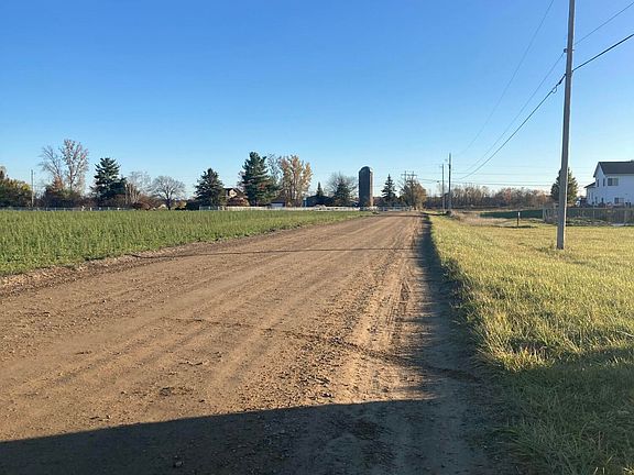 5th image of 60th Ave