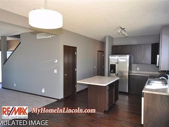 2nd image of 1225 SW Kelsey Cir
