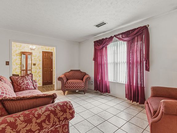 4th image of 4319 Oakmont St
