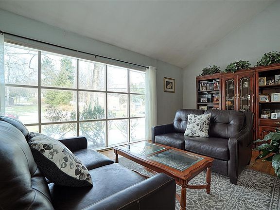 5th image of 3506 Ridgewood Dr
