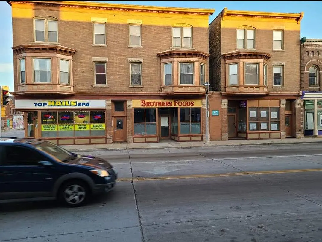 960 N 27th Street - Commercial - 1 — Photo 1