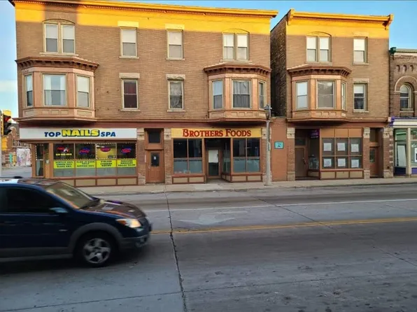 960 N 27th St, Milwaukee, WI 53233