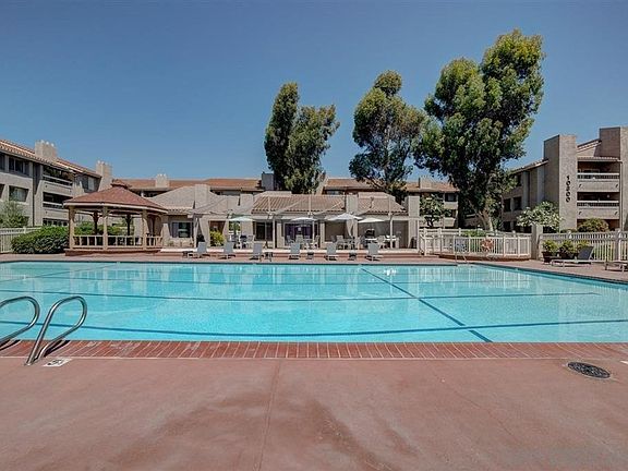 2nd image of 10250 Caminito Cuervo Unit 38