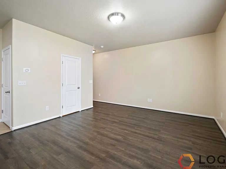 7909 Spring Station Way — Photo 5