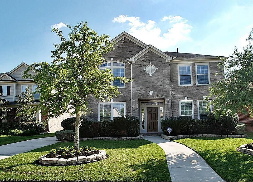 1st image of 6111 Royal Hollow Ln