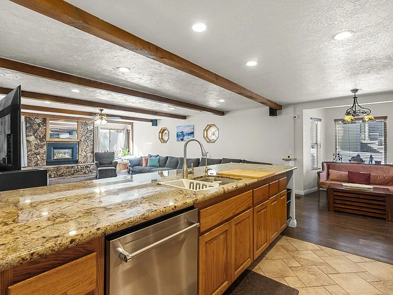 1197 Oriole Rd — Photo 26