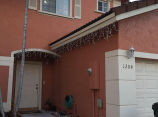 1204 NW 100th Ave, Hollywood, FL 33024