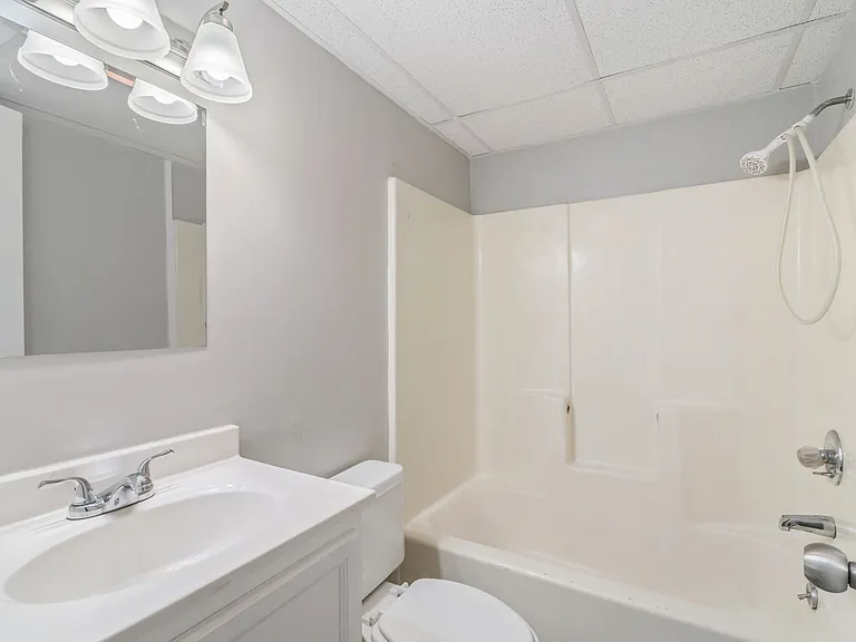2823 Colt Dr #4 — Photo 9