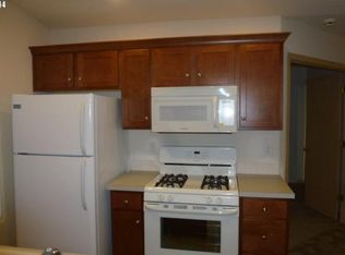 1229 NE Palmblad Dr, Gresham, OR 97030