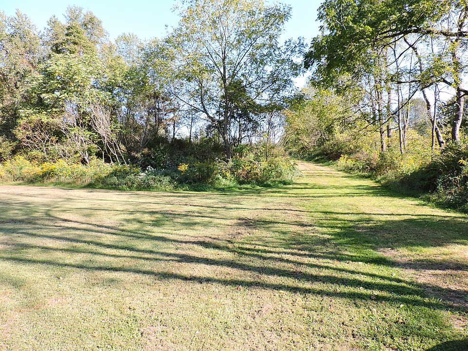 2nd image of Benner Rd Lot On