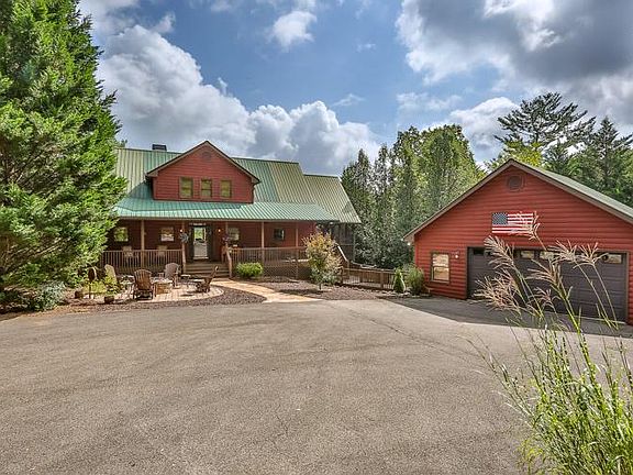 4th image of 25 River Oaks Trl