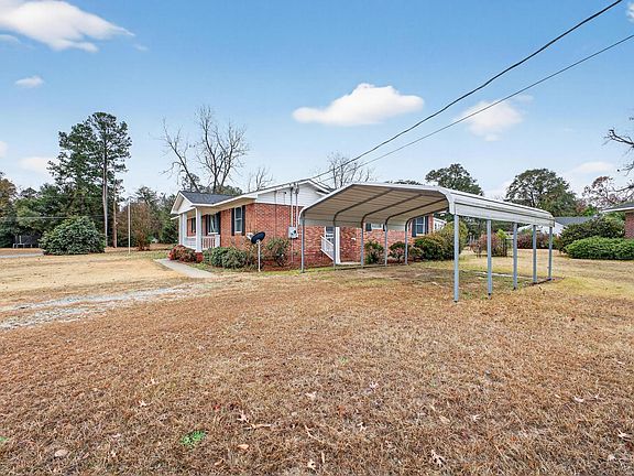 2nd image of 500 Highland Cir