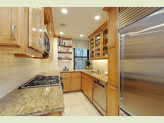 Sold by Stribling | media 10