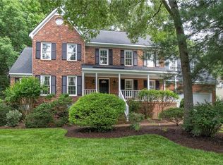 6404 Walnut Bend Dr, Midlothian, VA 23112