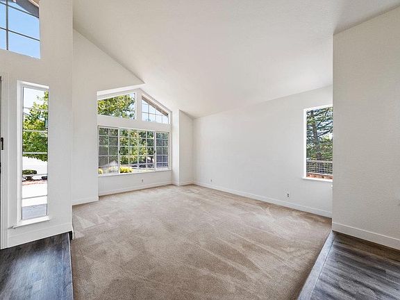 5th image of 174 Westminister Way