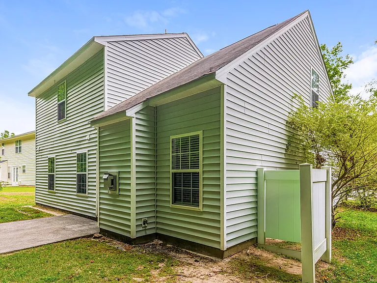 3952 Tyler Bluff Ln — Photo 17