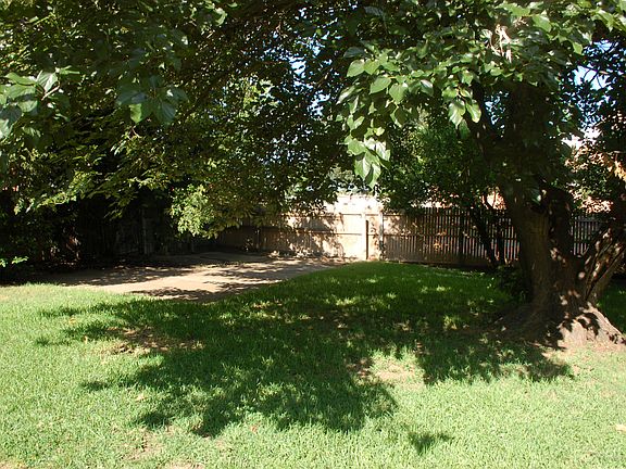 3rd image of 5467 Lubbock Ave