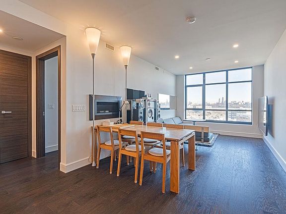 3rd image of 8701 Churchill Rd APT 906