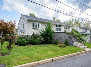 117 N Market St, Hatfield, PA 19440